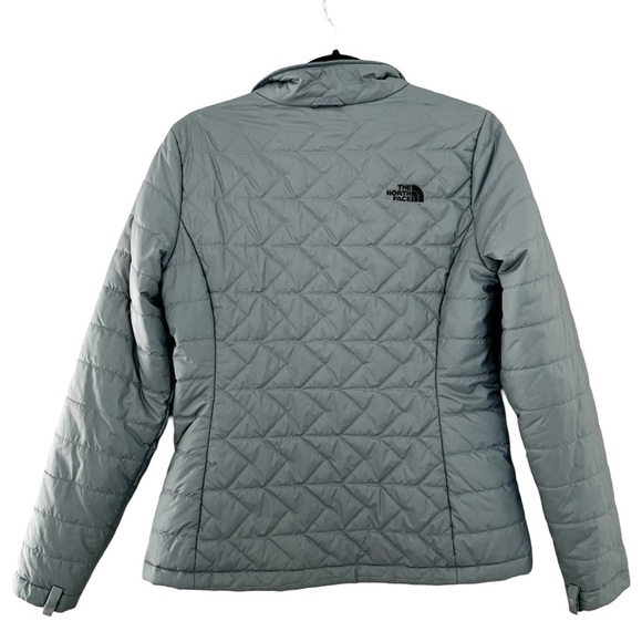 THE NORTH FACE Women's Thermoball™ Trekker Jacket Gray Sz M - Picture 3 of 9